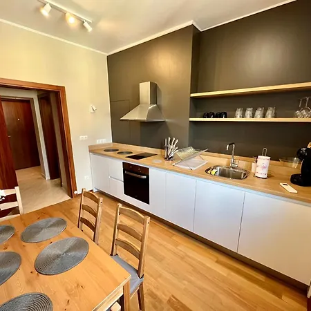 Apartment Location ! Location ! Location ! Garden View Oak Sofia