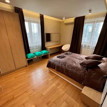 Apartament Location ! Location ! Location ! Garden View Oak